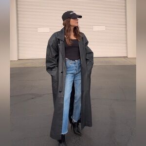 B•B Dakota Pret A Porter Black Long Leather Coat